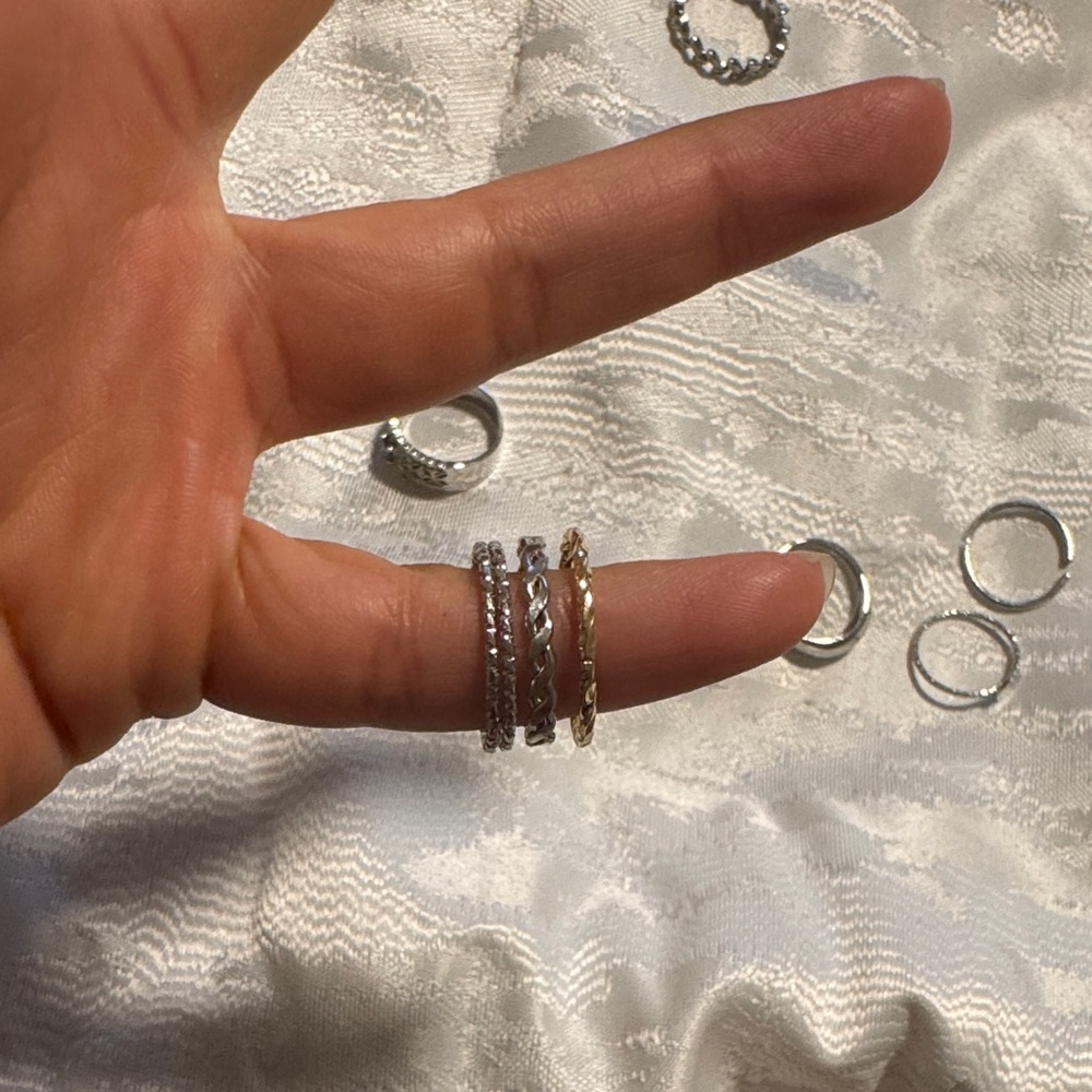 20 Rings - Never worn - Picture 3 of 6